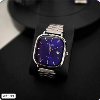 Mercato™ Casio quartz watch